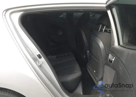 2016 Hyundai Veloster из США, поврежденный, VIN KMHTC6AD4GU275698